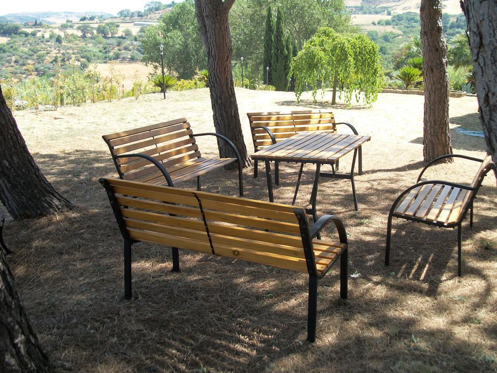 Le Poiane B&B Vacanze San Piero Patti Exterior photo