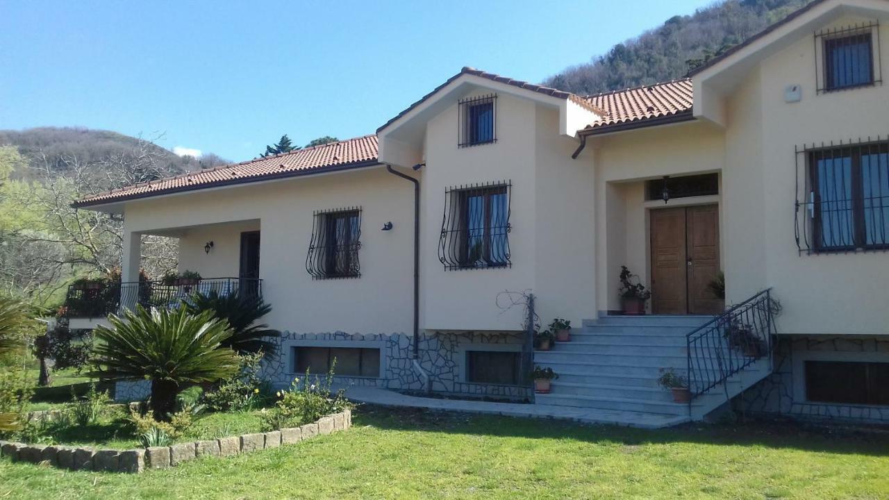 Le Poiane B&B Vacanze San Piero Patti Exterior photo